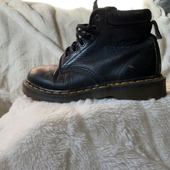 COPY - Dr. Martens - Fit size 6.5 - Real Leather Vintage Combat Boot - Picture 3 of 3